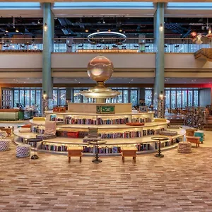5* Otel 25hours One